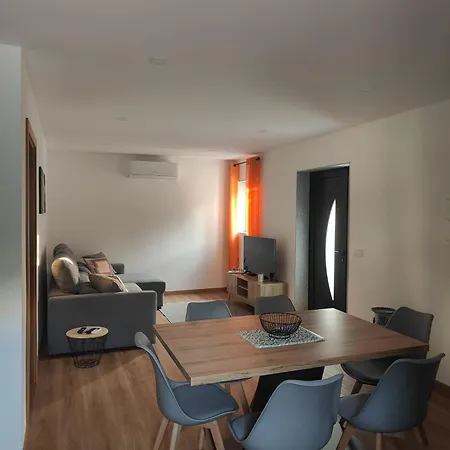 Apartament Gondar T2 Mosteiro
